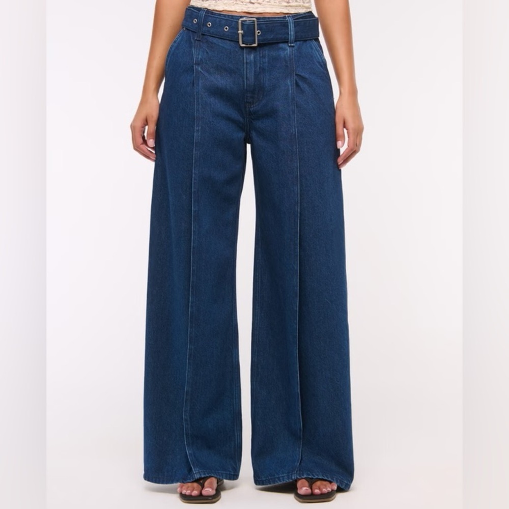 [W33Ins28”]Abercrombie & Finch Women's Blue High Rise Wide-Leg Belt Jeans
